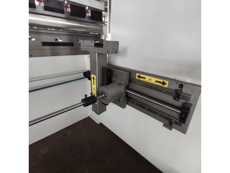 WE67K-135T3200 G.jpg