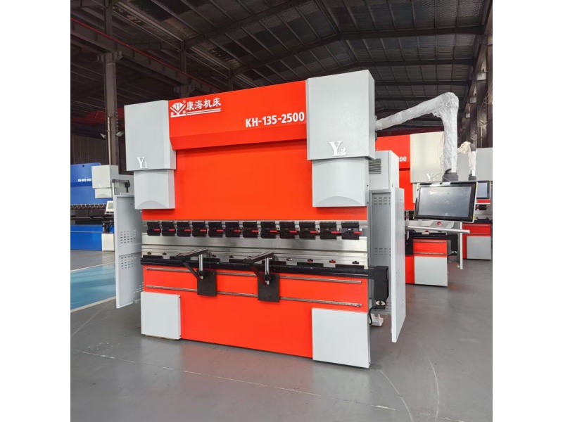 WE67K-135T2500红 C.jpg